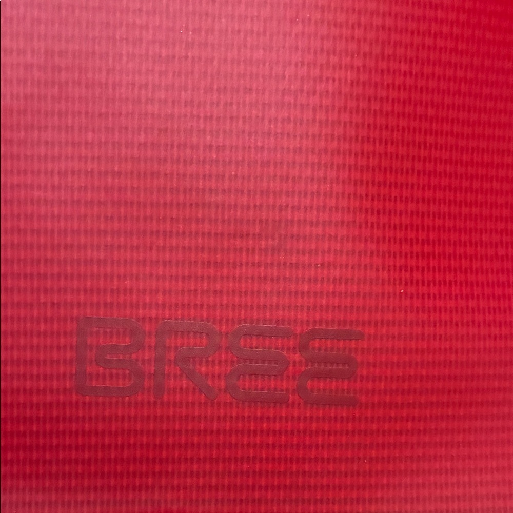 Bree Classic Red Messenger Bag - Picture 2 of 4
